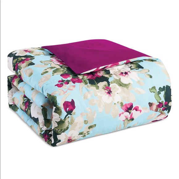 Hallmart Collection - Picture 4 of 4